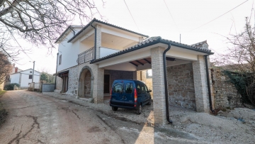Stone house for sale Višnjan