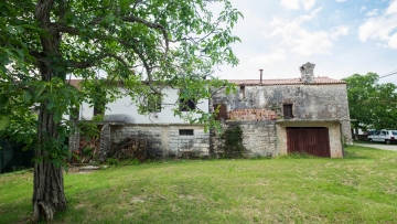 Stone house for sale Grožnjan Buje