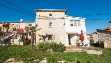 Two stone houses for sale Valtura Pula