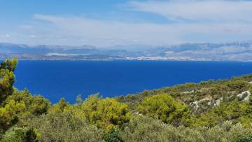 Građevinsko zemljište s pogledom na more Šolta  Dalmacija